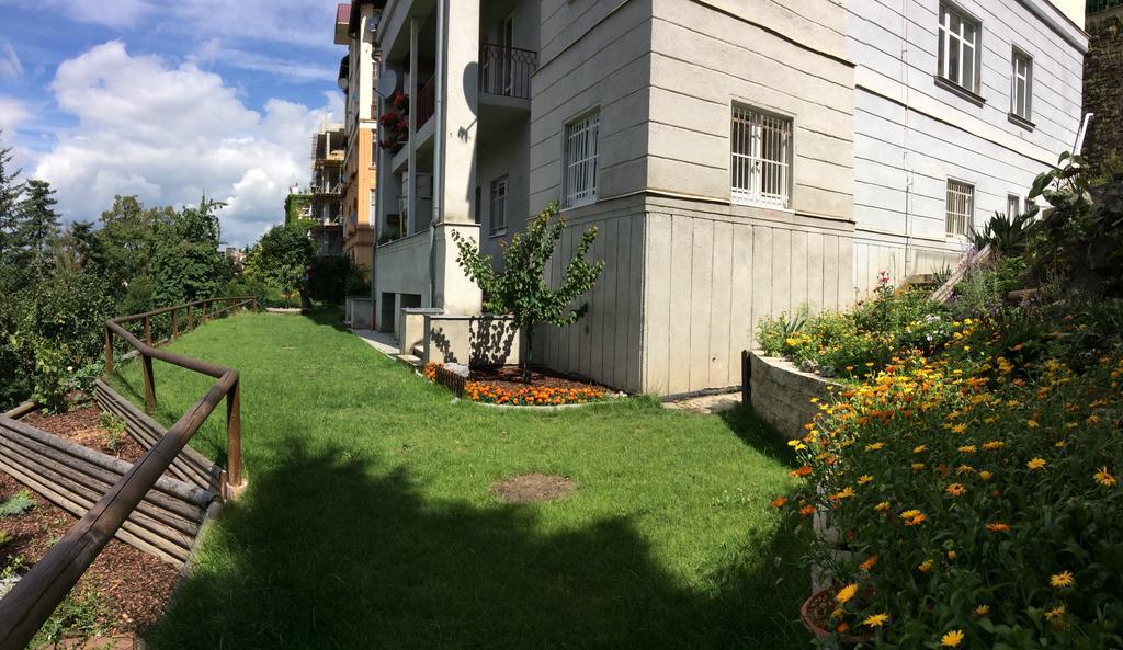 Apartments Vera Karlovy Vary Luaran gambar